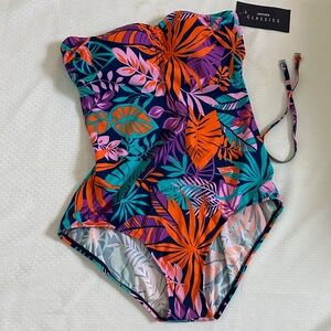 Jantzen Classic Swimsuit NWT. One Piece Bandeau Convertible Strapless Size 12